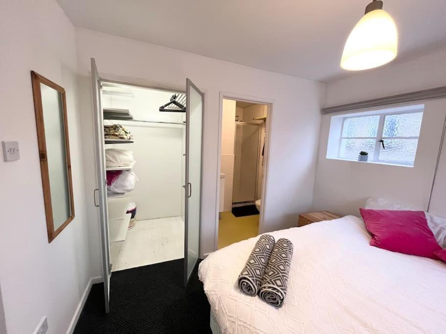 Apartamento Cosy Apt 5mins Walk From Station Londres
